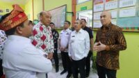 bersama-menkes-gubernur-syamsuar-k
