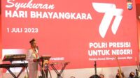 hadiri-upacara-hut-bhayangkara-ke-7