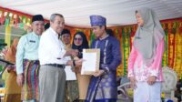 alhamdulillah-702-guru-honorer-di
