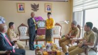 gubernur-riau-terima-penghargaan-da