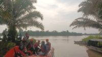 sampan-terbalik-di-sungai-kampar-s