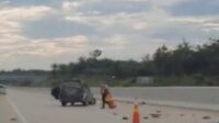kecelakaan-di-jalan-tol-pekanbaru-b (1)