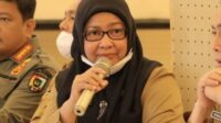 52179-news-61000-warga-pekanbar