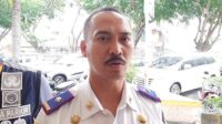 68250-news-membunyikan-klakson-