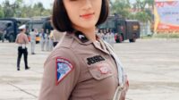polwan-cantik-berdarah-batak-di-ria