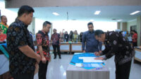 48213-news-ingot-ahmad-hutasuhu