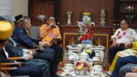 pj-gubernur-riau-terima-audiensi-in