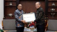 pemprov-riau-raih-nilai-baik-dalam