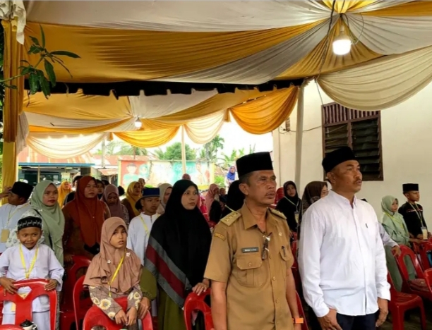 Camat Kota Kisaran Timur Membuka Pelaksanaan MTQ dan FSQ Tingkat Kelurahan Siumbut Baru Tahun 2025
