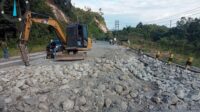 perbaikan-jalan-lintas-riau-sumbar