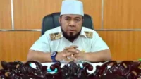 Gubernur-Helmi-Hasan-1