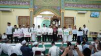 gubri-abdul-wahid-serahkan-bantuan