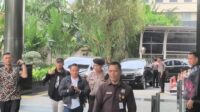 bupati-pati-sudewo-tiba-di-gedung-merah-putih-kpk-kurniawandetikcom-1768880648411_169