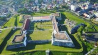 Benteng-Marlborough-Atas