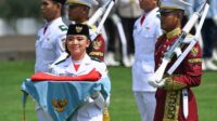 momen-upacara-detik-detik-proklamasi-di-istana-merdeka-1755407386395
